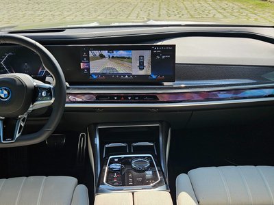 صورة مصغرة 14 لـ 2025 BMW 7 SERIES