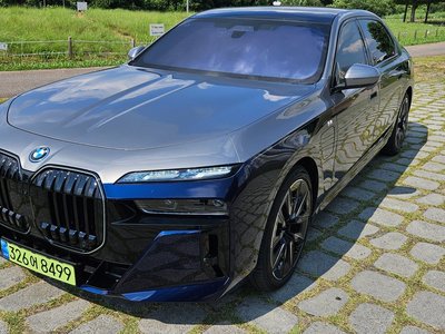 BMW 7 SERIES - 4