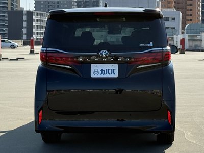TOYOTA ALPHARD - 4