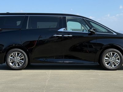 TOYOTA ALPHARD - 3
