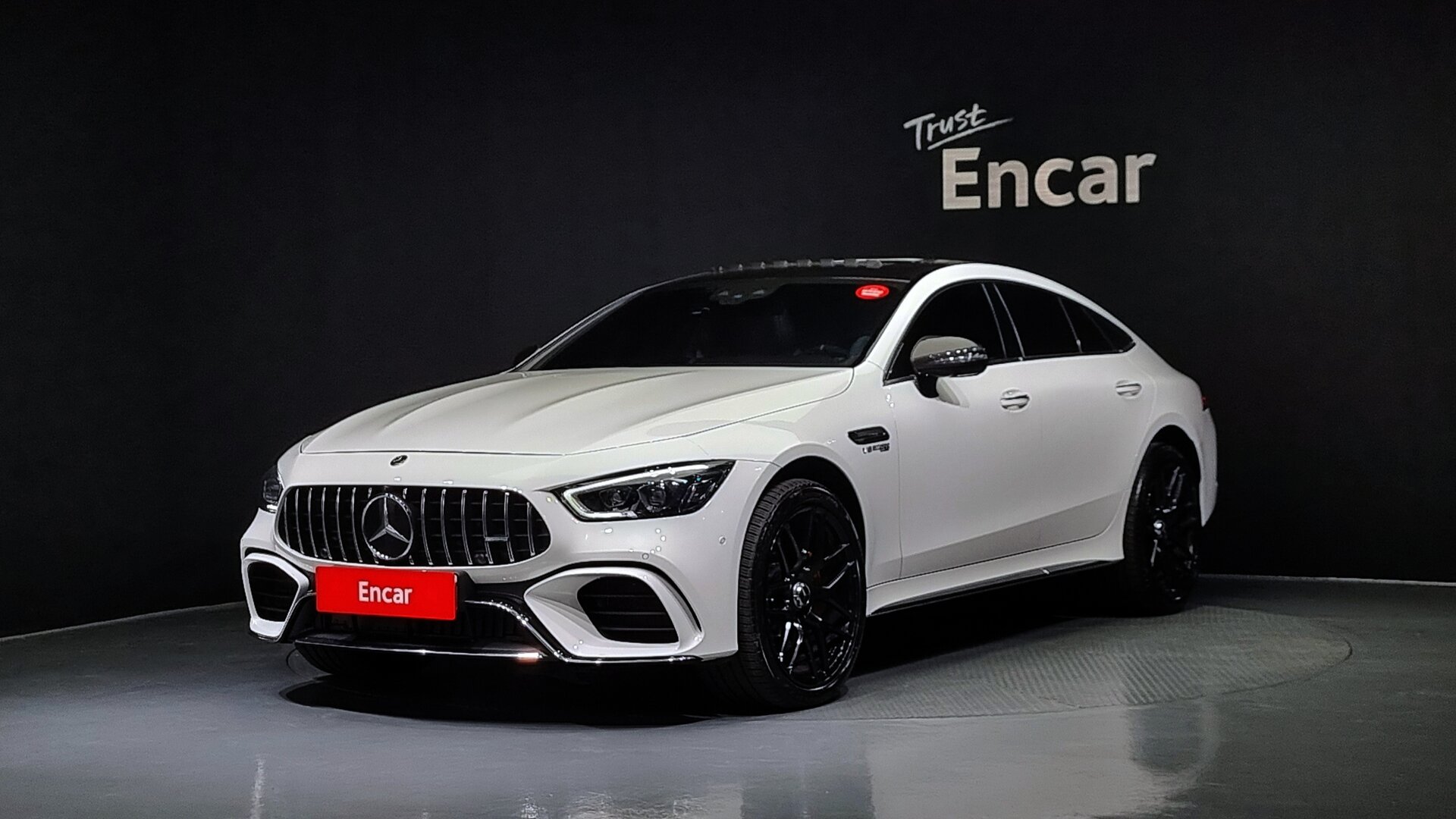 MERCEDES-BENZ GT AMG - View 1