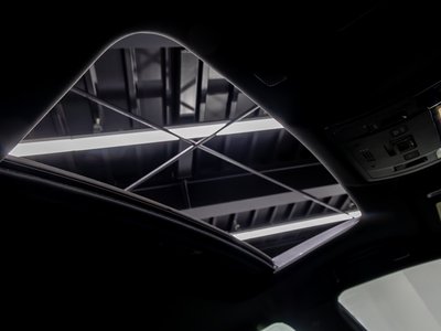 صورة مصغرة 48 لـ 2023 Lexus IS