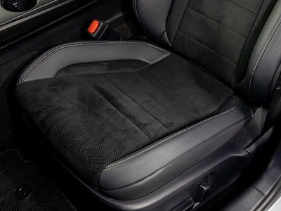 صورة مصغرة 46 لـ 2023 Lexus IS