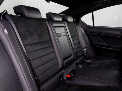 صورة مصغرة 47 لـ 2023 Lexus IS