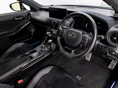 صورة مصغرة 31 لـ 2023 Lexus IS
