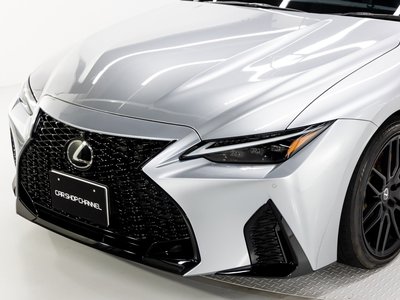 LEXUS IS - 10