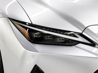 صورة مصغرة 11 لـ 2023 Lexus IS