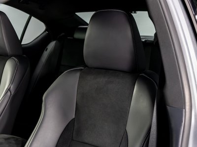 صورة مصغرة 44 لـ 2023 Lexus IS