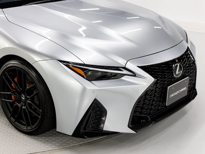 LEXUS IS - 9