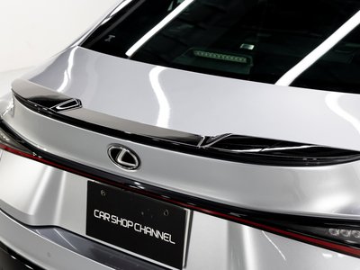 صورة مصغرة 21 لـ 2023 Lexus IS