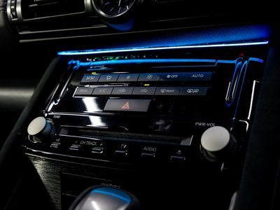 صورة مصغرة 49 لـ 2023 Lexus IS