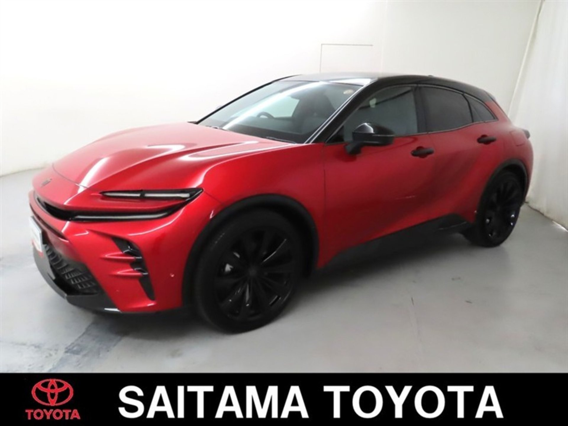 TOYOTA CROWN SPORT - View 1