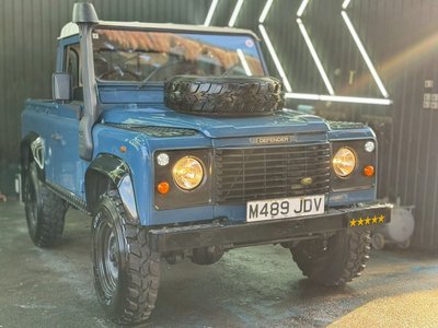 LAND ROVER DEFENDER - 5