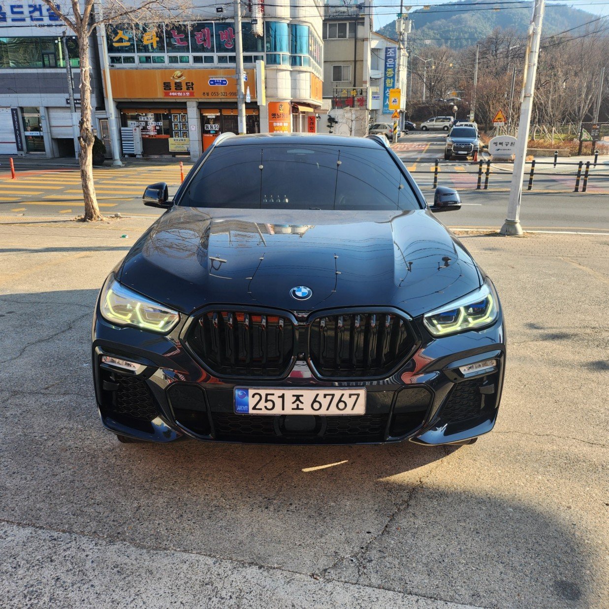 BMW X6 - View 1