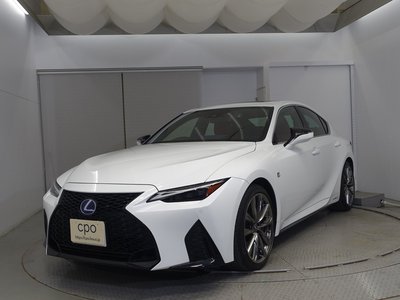 صورة 1 لـ 2021 Lexus IS