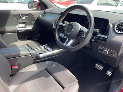 MERCEDES-BENZ EQA - 9