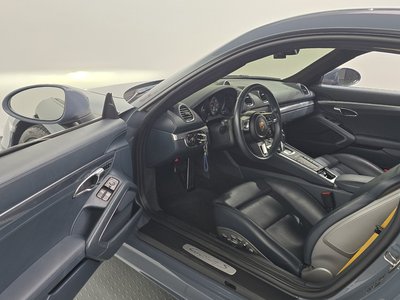 صورة 10 لـ 2017 Porsche 718