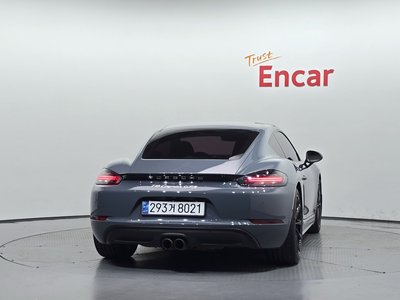 صورة 3 لـ 2017 Porsche 718