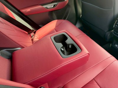 صورة مصغرة 43 لـ 2026 Lexus NX