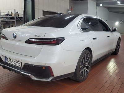 BMW 7 SERIES - 5