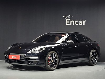 PORSCHE PANAMERA - 1