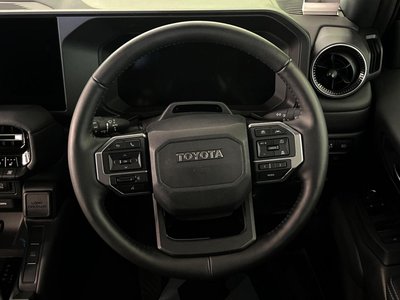 2025 Toyota LAND CRUISER 250 — миниатюра 13