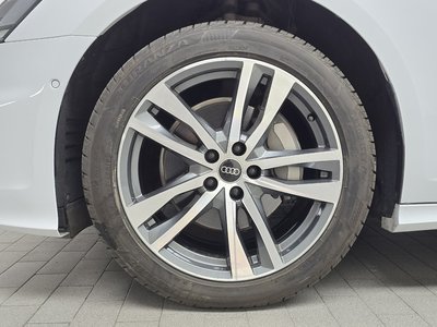 AUDI A6 - 6