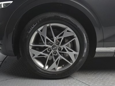 صورة 6 لـ 2023 Genesis GV70