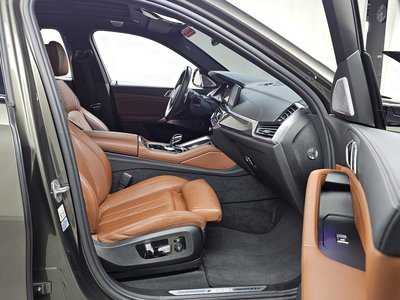 2021 BMW X6 — миниатюра 17