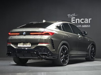 2021 BMW X6 — фото 2