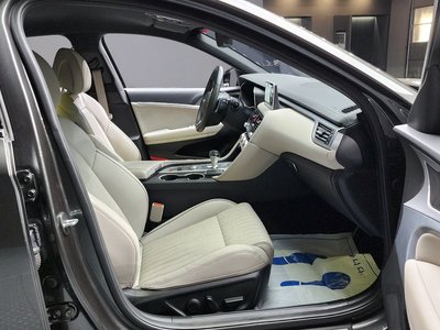 صورة مصغرة 11 لـ 2022 Genesis THE NEW G70
