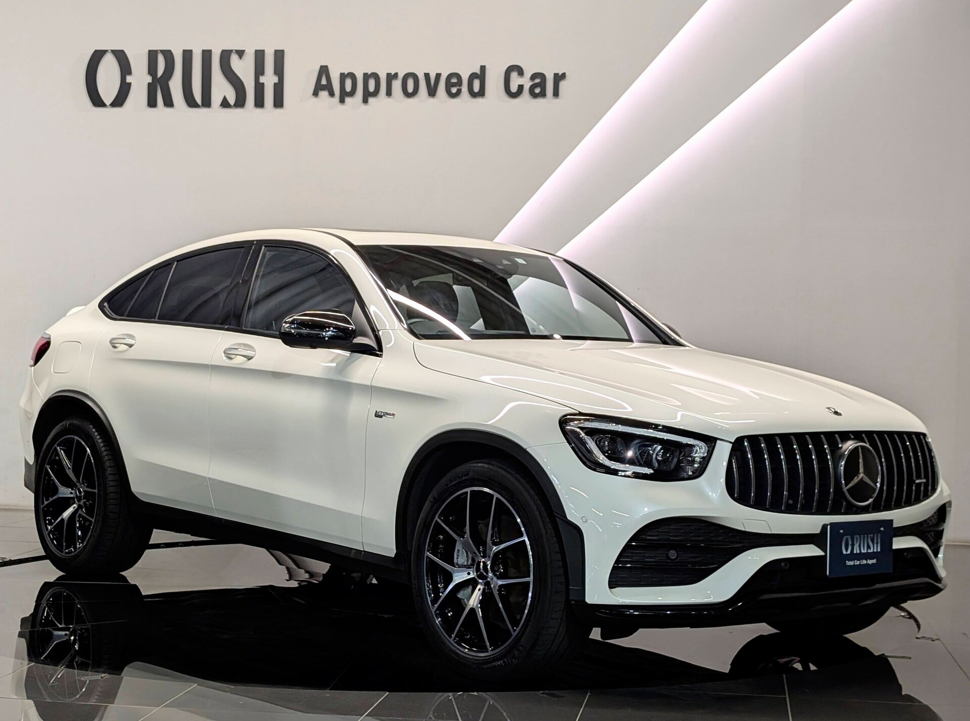 MERCEDES-BENZ GLC COUPE AMG - View 1