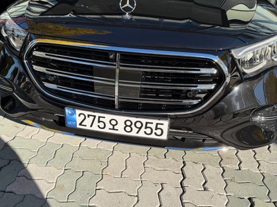 MERCEDES-BENZ E-CLASS - 7