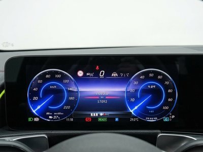 2025 Mercedes-BENZ EQB 照片 8