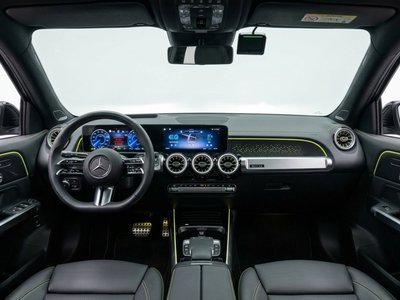2025 Mercedes-BENZ EQB — миниатюра 12