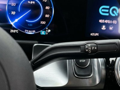2025 Mercedes-BENZ EQB 照片 9