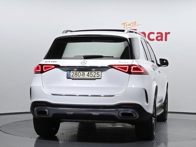 2021 Mercedes-BENZ GLE — фото 4
