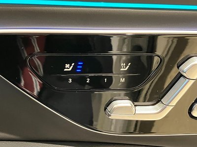 MERCEDES-BENZ E-CLASS - 10