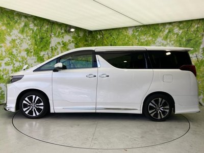 TOYOTA ALPHARD - 2