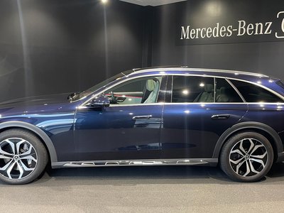 MERCEDES-BENZ E-CLASS - 2