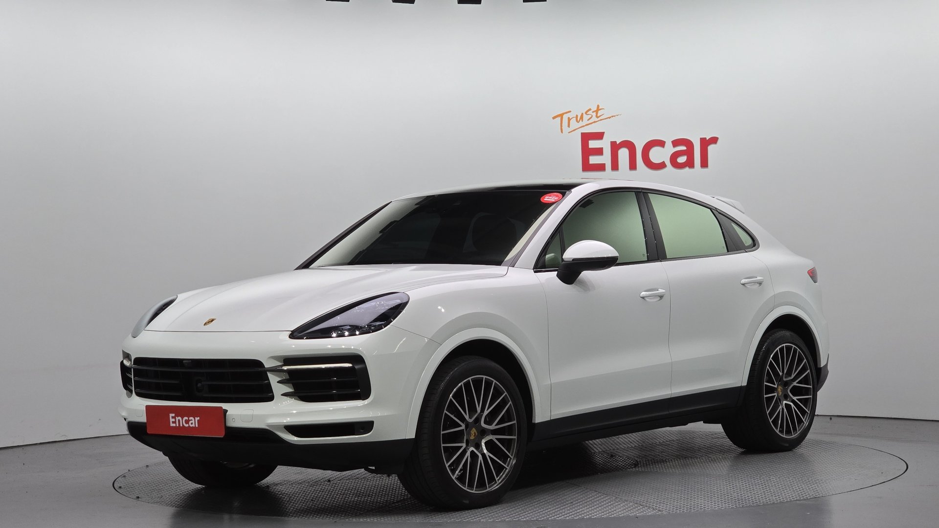 PORSCHE CAYENNE - View 1