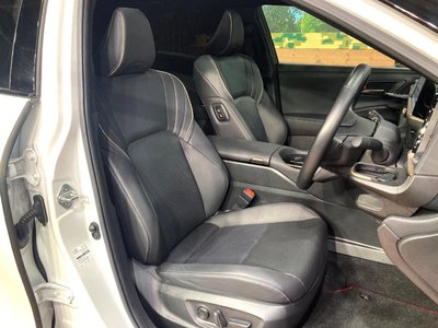 TOYOTA CROWN SPORT - 9