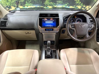 TOYOTA LAND CRUISER PRADO - 2