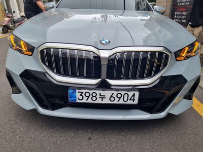 BMW 5 SERIES - 5