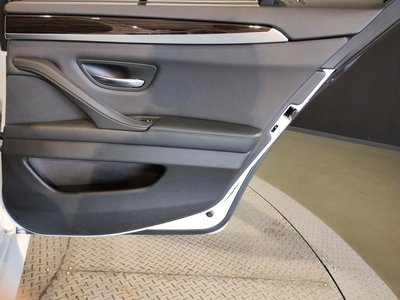 صورة مصغرة 47 لـ 2014 BMW M5