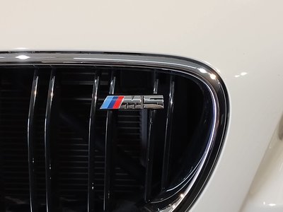 صورة مصغرة 23 لـ 2014 BMW M5