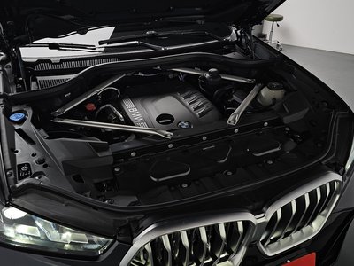 صورة 7 لـ 2025 BMW X6