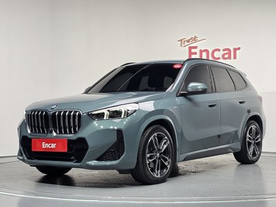 2025 BMW X1 — фото 1