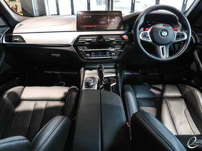 BMW M5 COMPETITION - 6