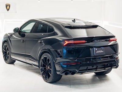 2023 Lamborghini URUS — миниатюра 38
